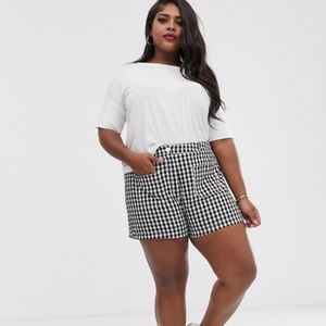Gingham mom shorts